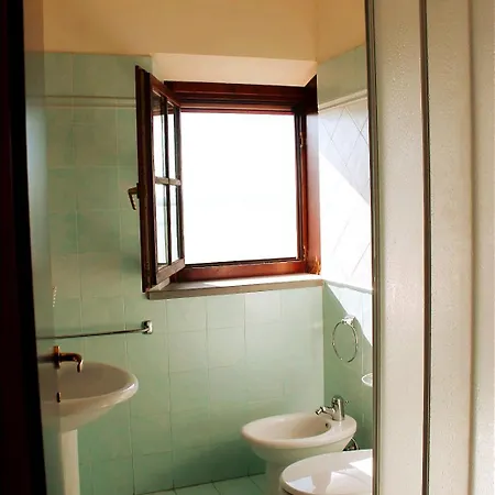 Отель Trasimeno Nature House Кастильоне-дель-Лаго